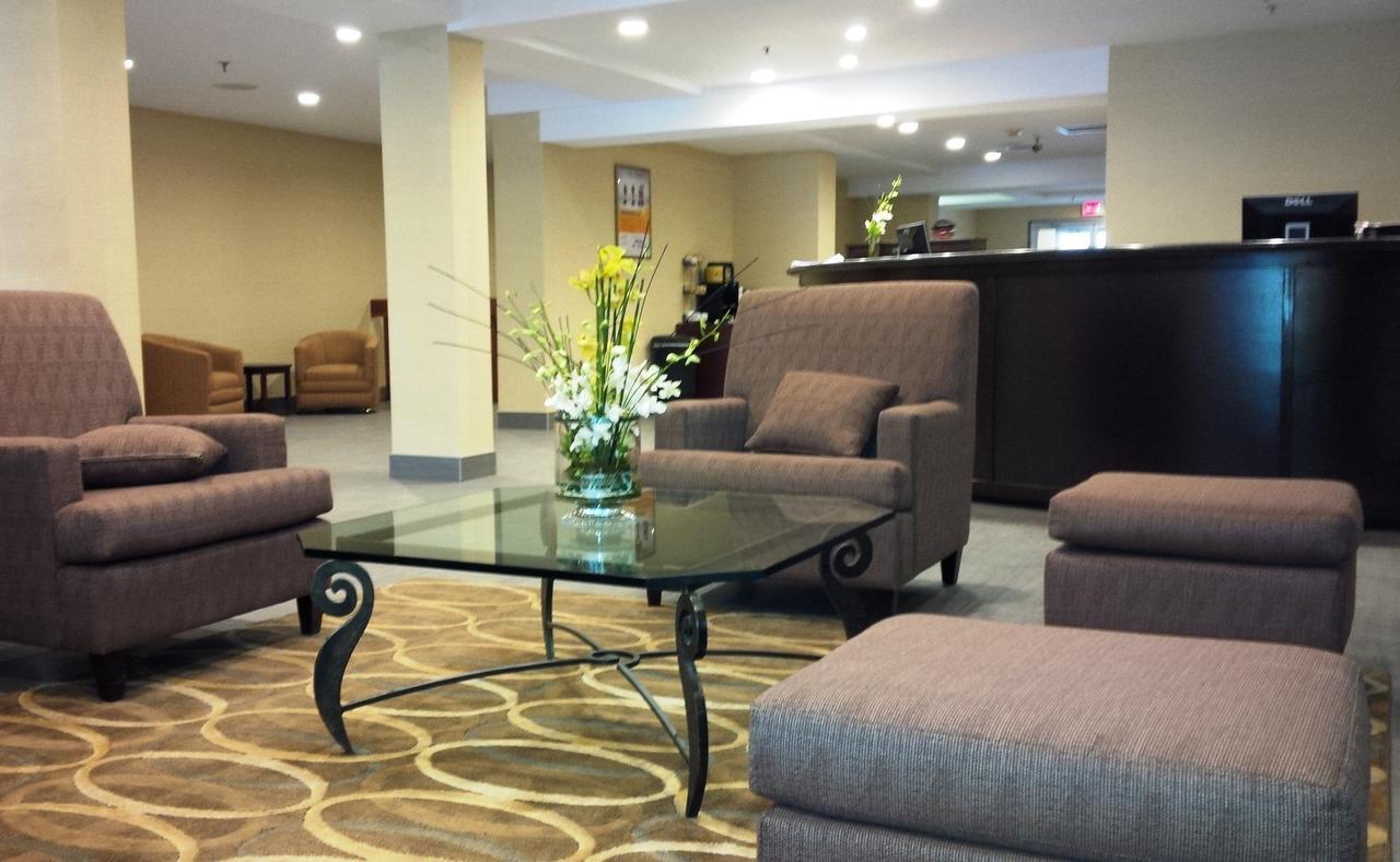 Courtyard By Marriott Regina Downtown Hotel Exterior photo