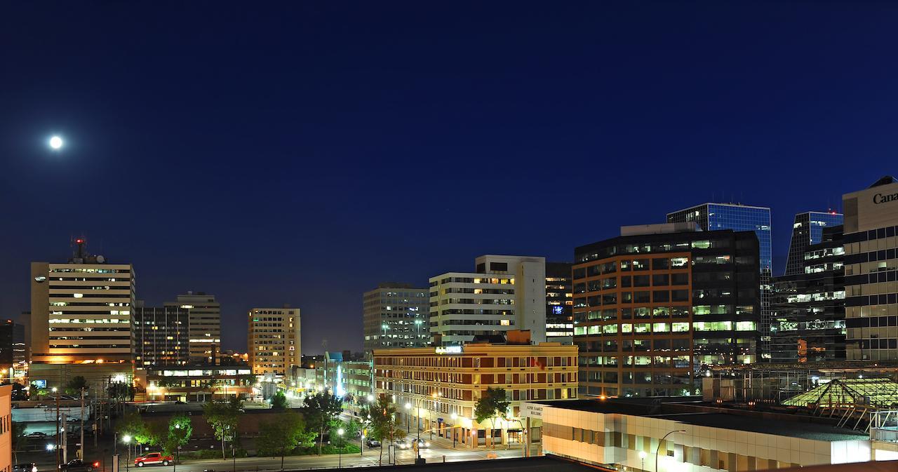 Courtyard By Marriott Regina Downtown Hotel Exterior photo