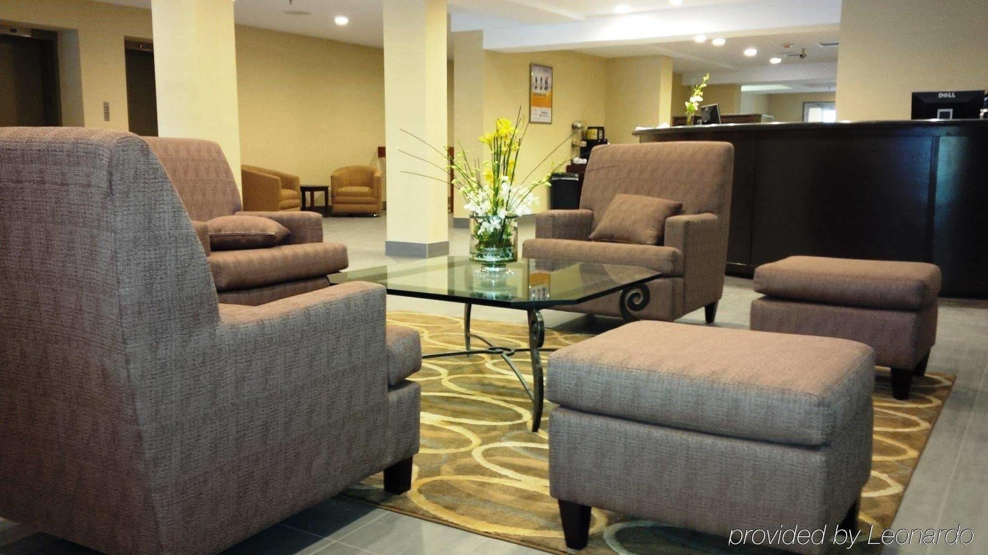 Courtyard By Marriott Regina Downtown Hotel Exterior photo